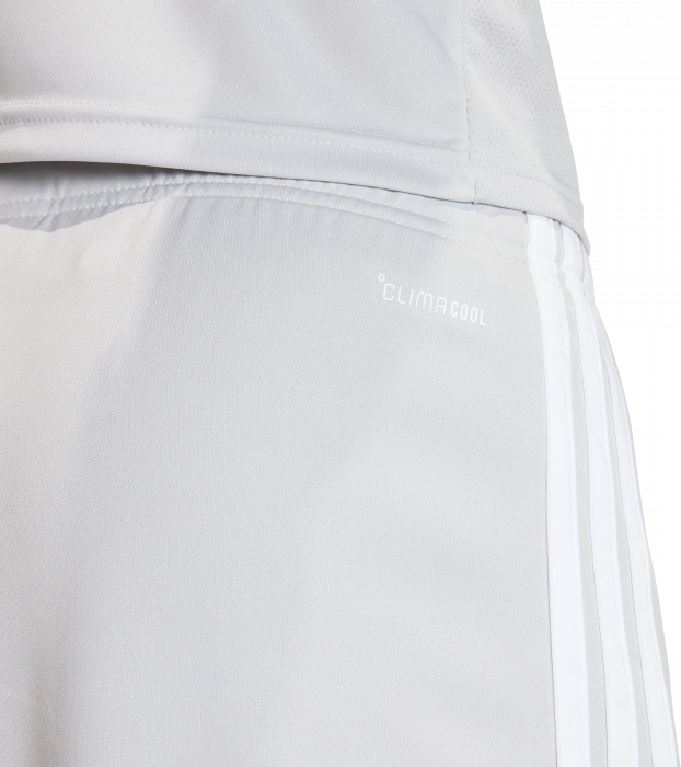 Adidas - Tiro 26 League Shorts - T Light Grey & white